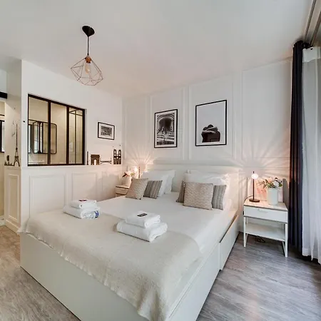 Stunning Historical Parisian Flat - Louvre Area Paris