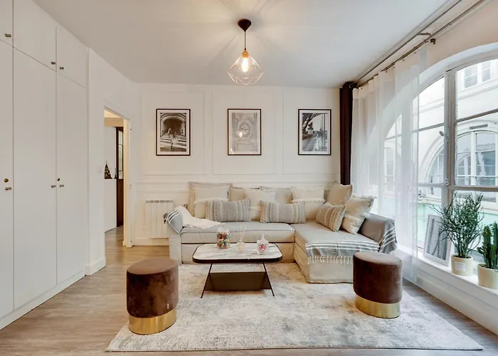 Διαμέρισμα Stunning Historical Parisian Flat - Louvre Area