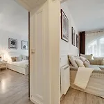 Stunning Historical Parisian Flat - Louvre Area Paris